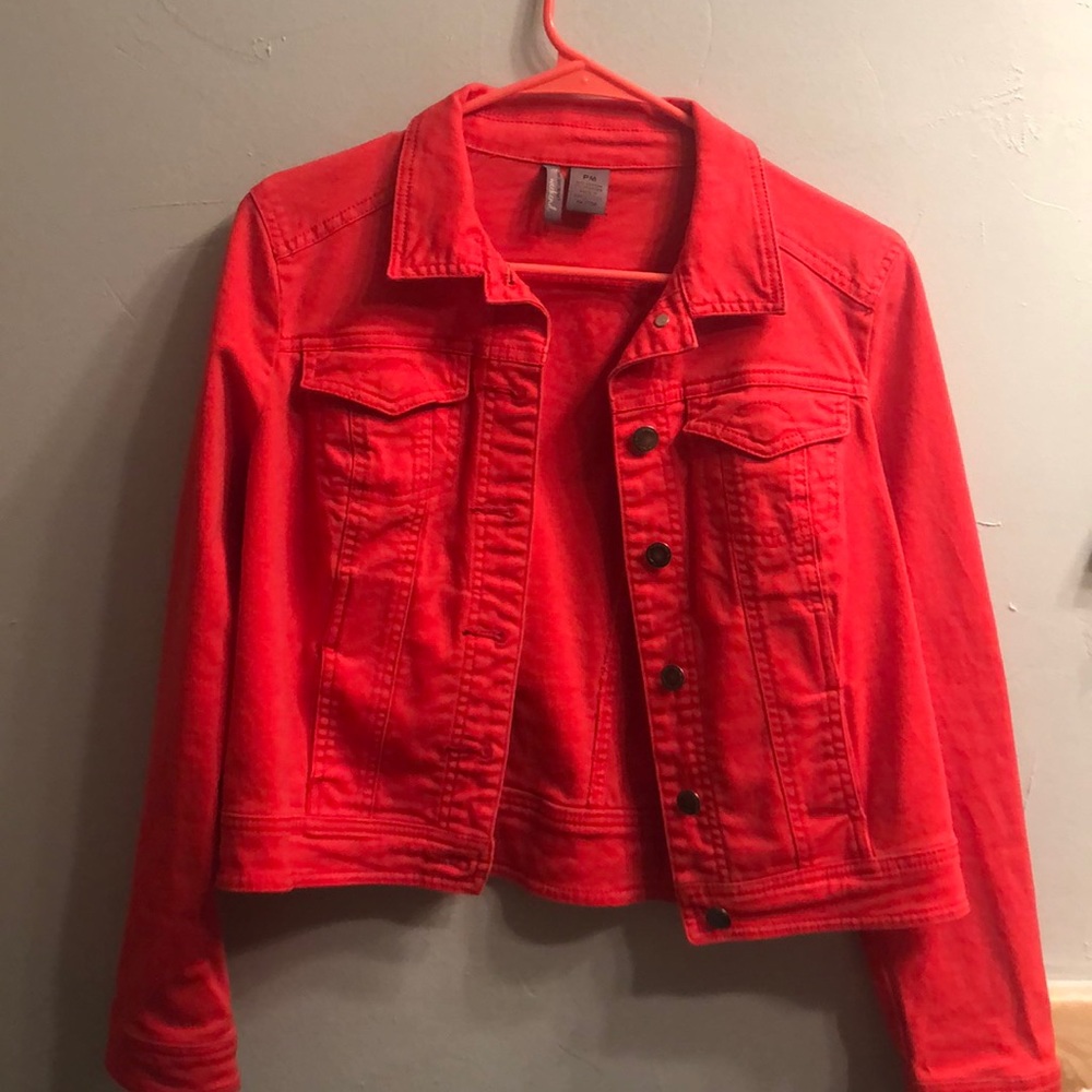 Women’s pink jean jacket